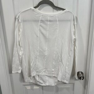 Lululemon long sleeve tee